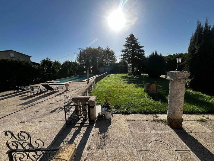 Gîte pour 6 personnes, avec piscine, animaux acceptés à Monteux - 3