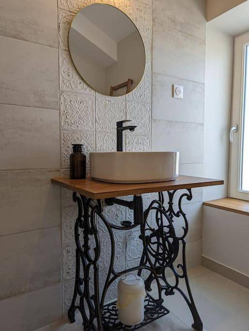 Location de vacances pour 8 personnes, avec jardin, adapté aux familles dans Vindelle - 4