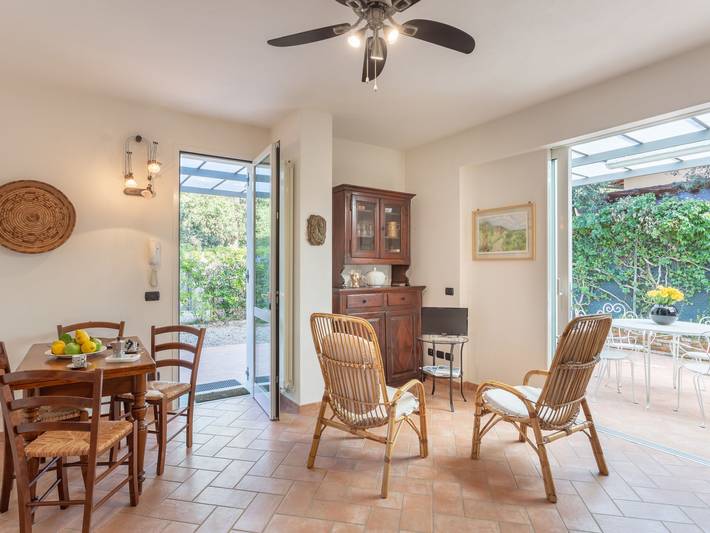 Ferienwohnung für 4 Personen, mit Terrasse und Garten in Marina di Pietrasanta - 2