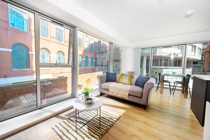 Holiday letting for 2 people in Liverpool