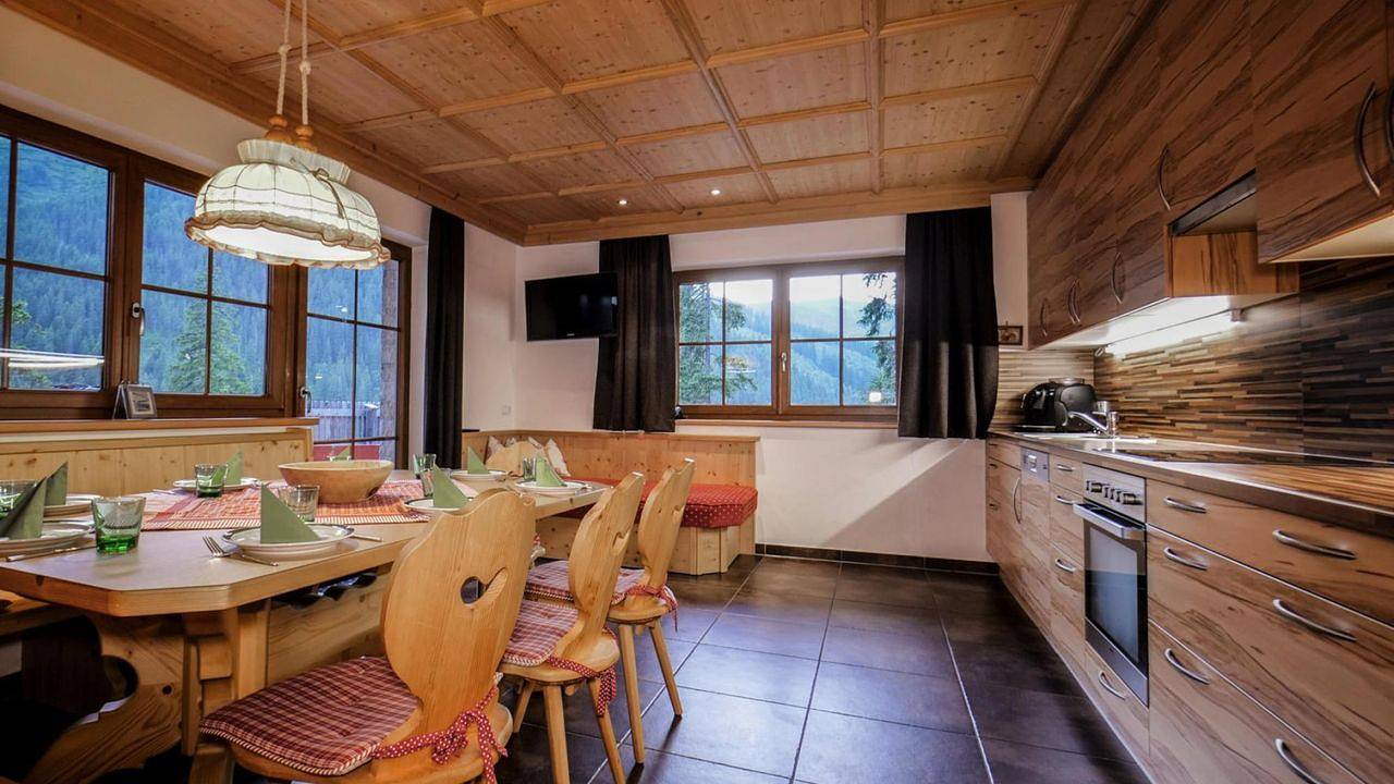 Vakantiehuis voor 8 personen met sauna in Hochfügen, Ski-Optimal Hochzillertal
