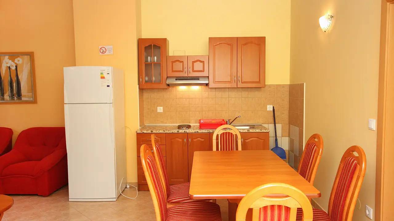 Ganze Ferienwohnung, Ferienwohnung für 5 Personen (49 m²) in Rogoznica in Rogoznica, Šibenik-Knin