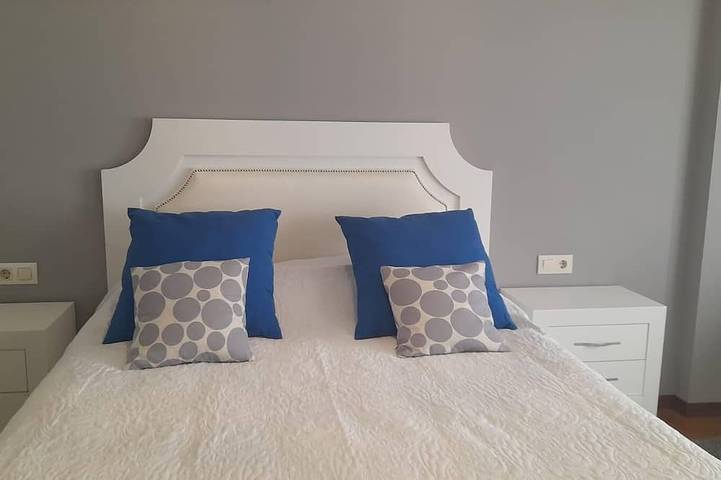 Ganze Wohnung, Apartment-Sleeps6-Parking-Terrace in Vilagarcía, Vilagarcía de Arousa