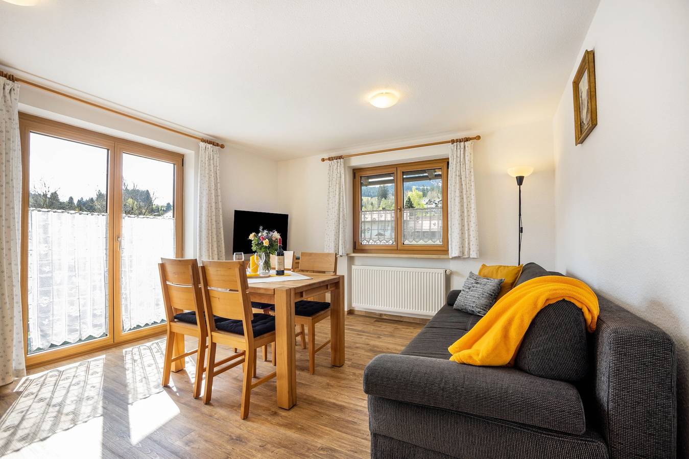 Entire apartment, Apartment Nebelhorn with Mountain View, Balcony and Wi-Fi in Oberstdorf, Bavarian Swabia