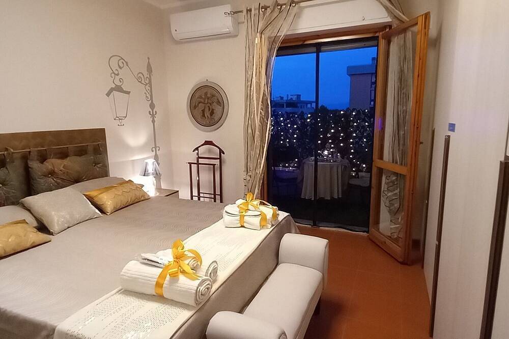 Apartamento entero, Morgana's rooms a wonderful world of intense relaxation in Monterotondo, Provincia de Roma