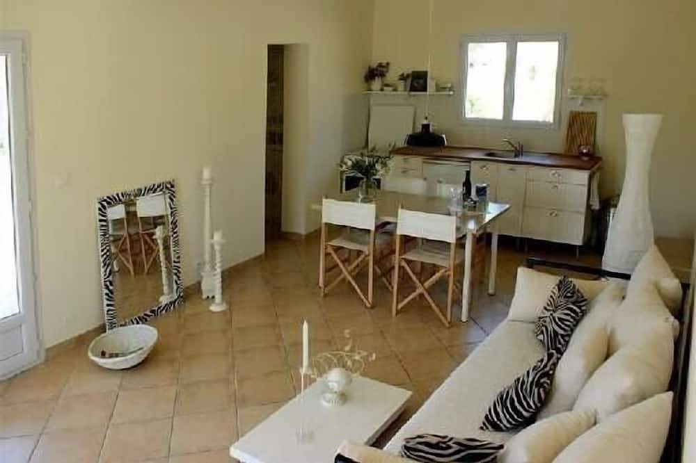Villa avec Piscine privative chauffée, vue sur le vignoble, à 25 Km de la mer in Coustouge, Côte méditerranéenne (France)