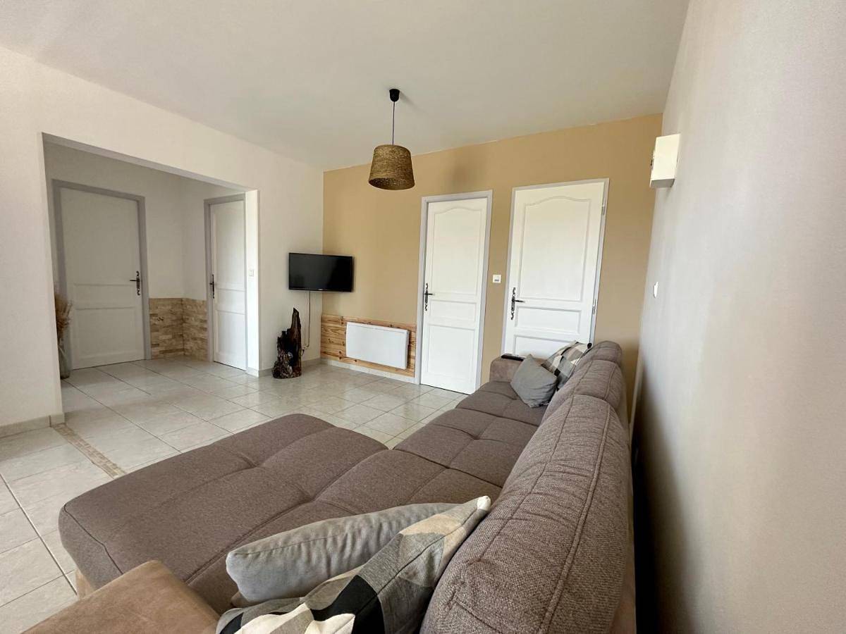 Appartement entier, Two-Bedroom Apartment in Montgardin, Parc national des Écrins