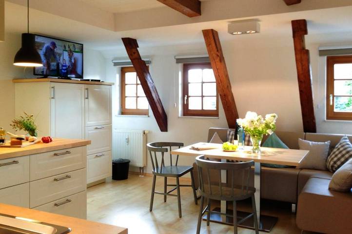 Ferienwohnung für 6 Personen, mit Ausblick und Garten, kinderfreundlich