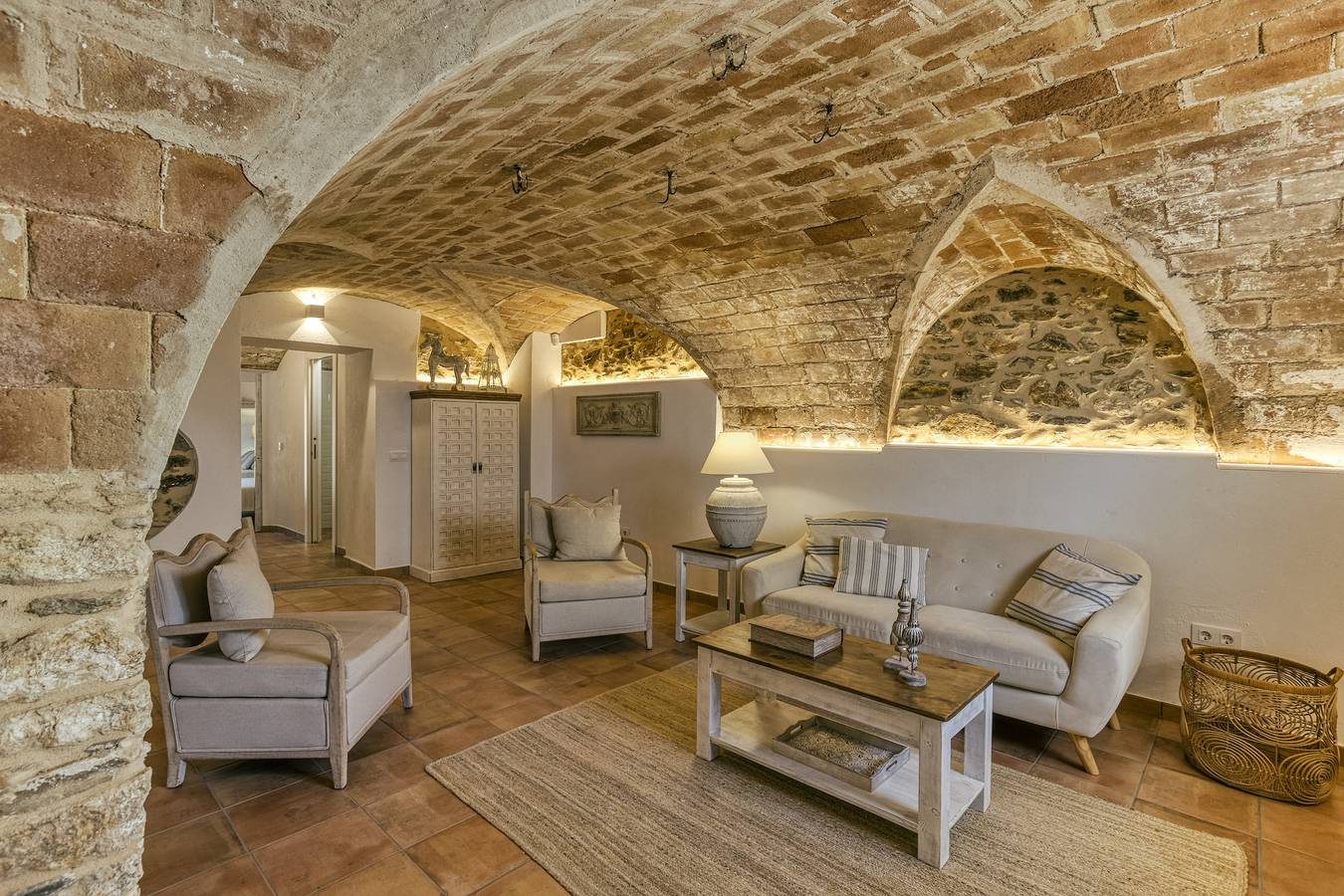 Casa vacanze 'Can Bosch' con vista sulle montagne, Wi-Fi e aria condizionata in Llanca, Upper Empordà