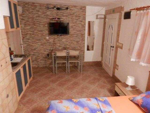 Ganze Wohnung, Studio-Apartment Tiho auf der Insel Silba in Zadar (Kommun), Silba