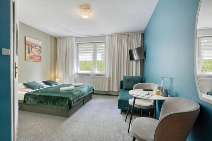 Bed and Breakfast für 3 Personen, mit Garten und Pool sowie Sauna - 1