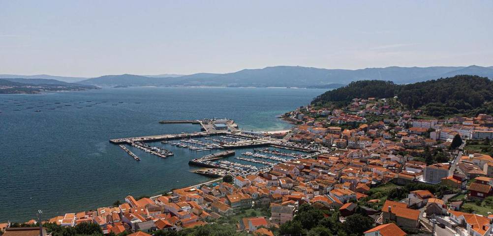 Casa vacanza per 6 persone, con Balcone e Terrazza nonché Panorama a Muros-Galizia