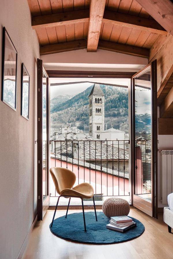 Appartamento per 8 persone, con Balcone e Terrazza nonché Panorama a Tirano