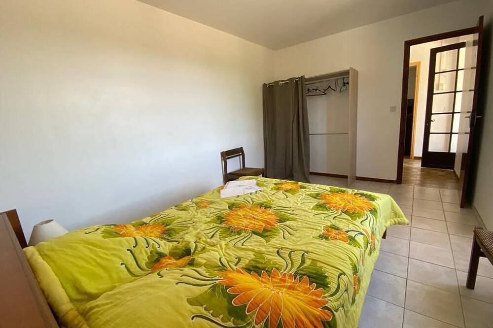 Location gites en sud Ardeche, calme, piscine et climatisation in Grospierres, Ardèche