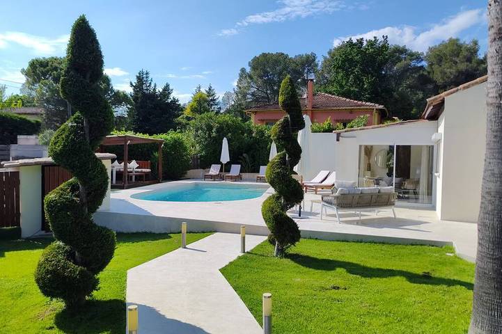 Villa pour 6 personnes, avec jardin, animaux acceptés à Mougins