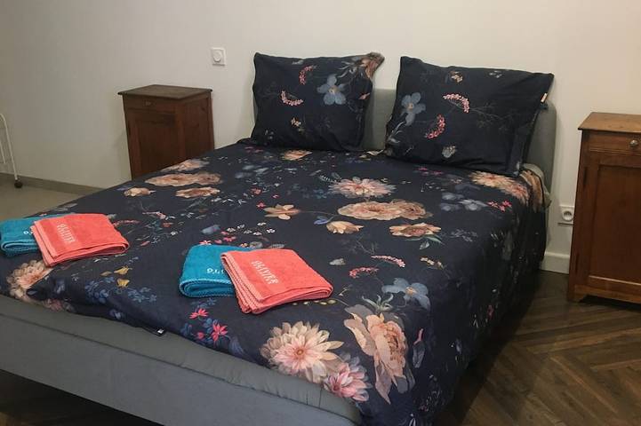 Gîte pour 2 personnes, avec jardin et terrasse à Viverols - 3