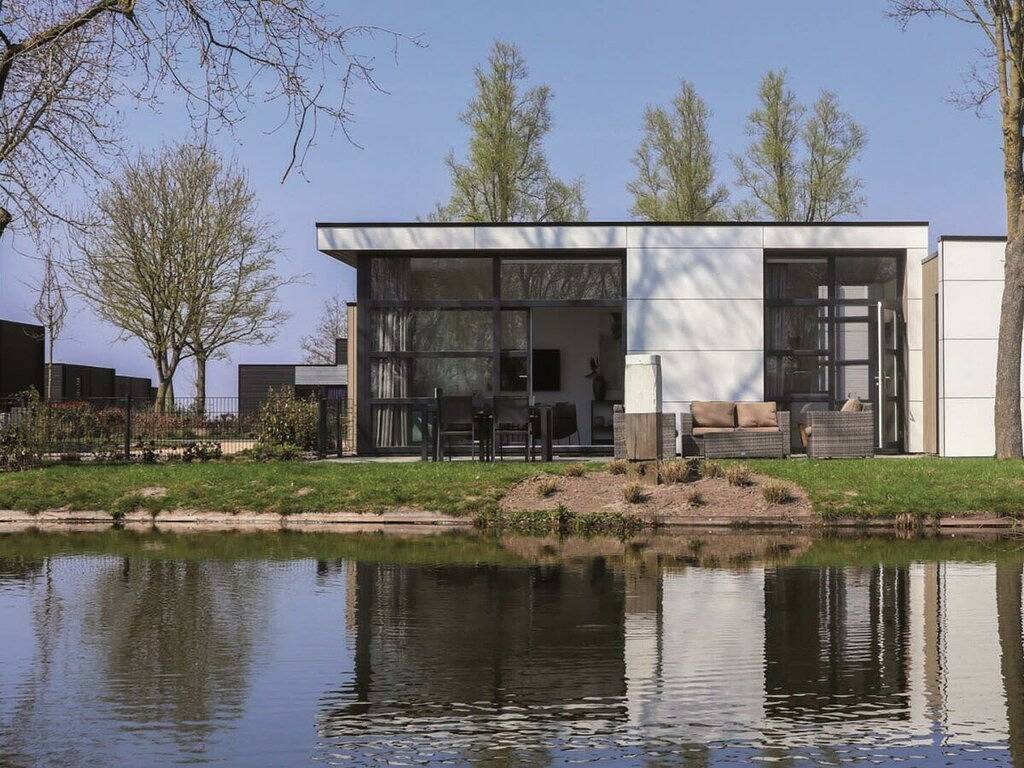 Ferienhaus für 4 Personen mit Garten in IJssel