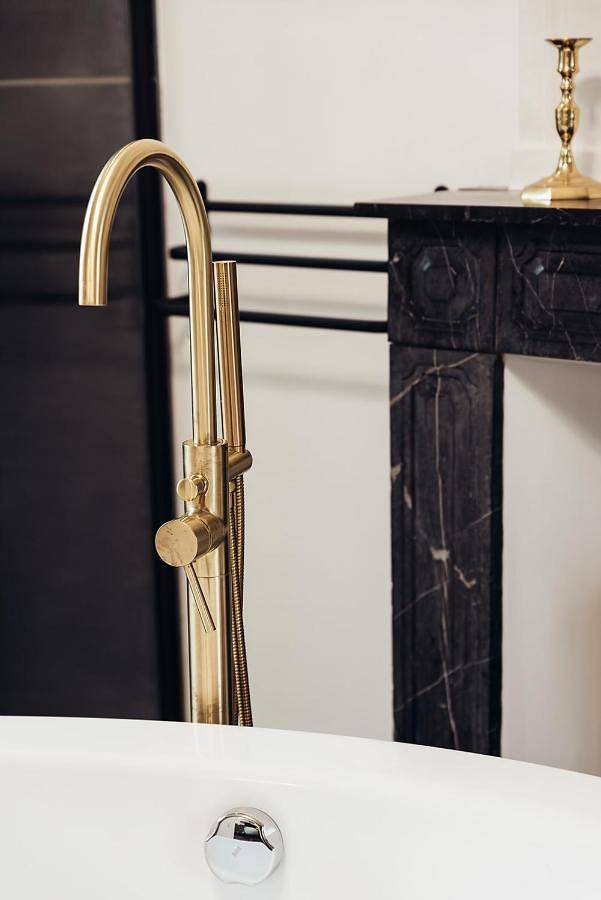 Chambre d’hôte pour 8 personnes, avec jardin ainsi que piscine et vue, animaux acceptés dans Mayenne - 4