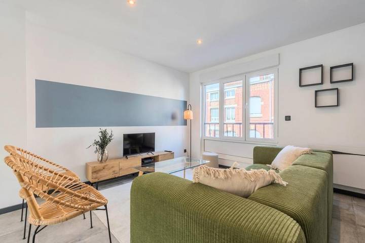 Gîte pour 8 personnes, avec jardin et terrasse à La Madeleine - 2