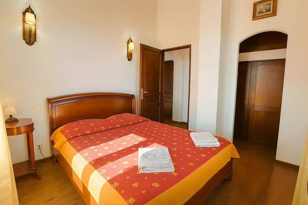 Villa de Bord de Mer | Sea View, Air Conditioning, Terrace in Lucciana, Bastia region