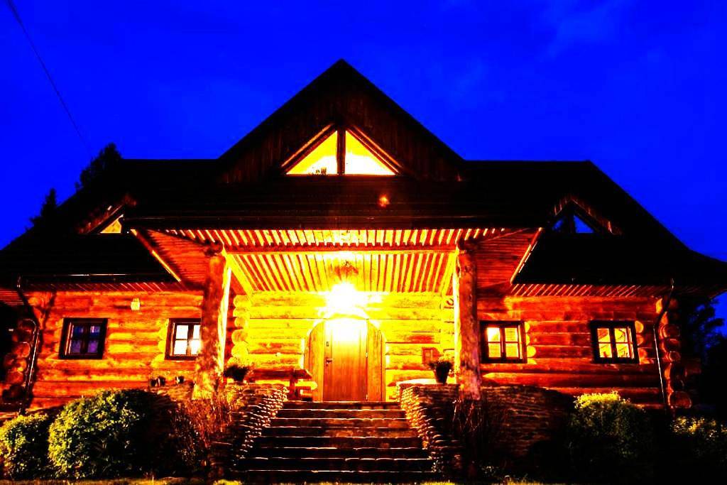 Chata z bali Bukowina in Bieszczady