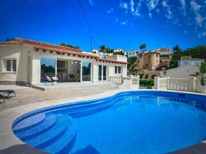 Ferienhaus für 10 Personen, mit Balkon und Terrasse sowie Pool in Port de Sóller