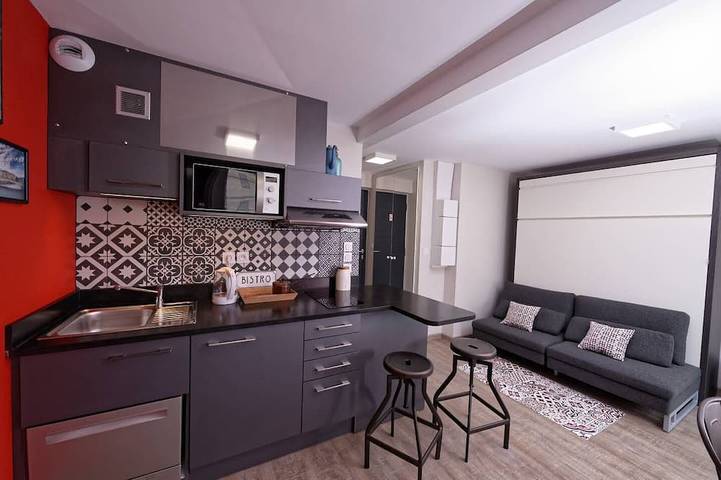 Gîte pour 2 personnes, avec balcon et piscine dans Gare de Lyon Part Dieu