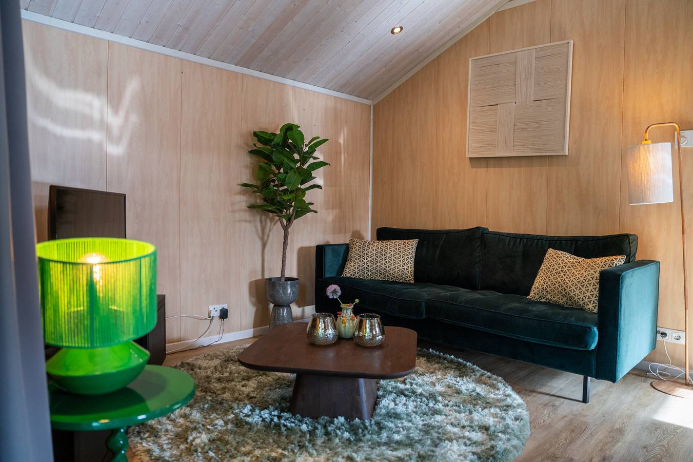 Gemütliche 6-Personen-Lodge in einem schönen Waldgebiet in Oirschot in Oirschot, Nordbrabant