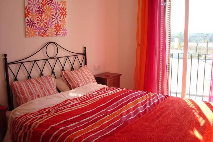 Ganze Wohnung, Fantastic Family Apartment with Indoor/Outdoor Pools & Gardens, Secure Parking in Playas de Vera, Vera