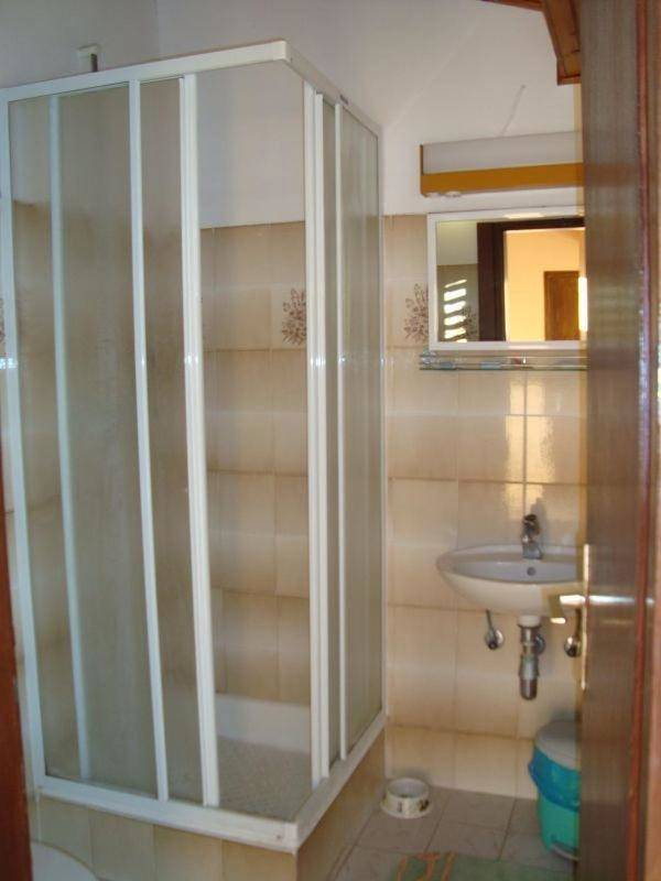BnB für 3 Personen, mit Ausblick und Terrasse, mit Haustier auf Rab