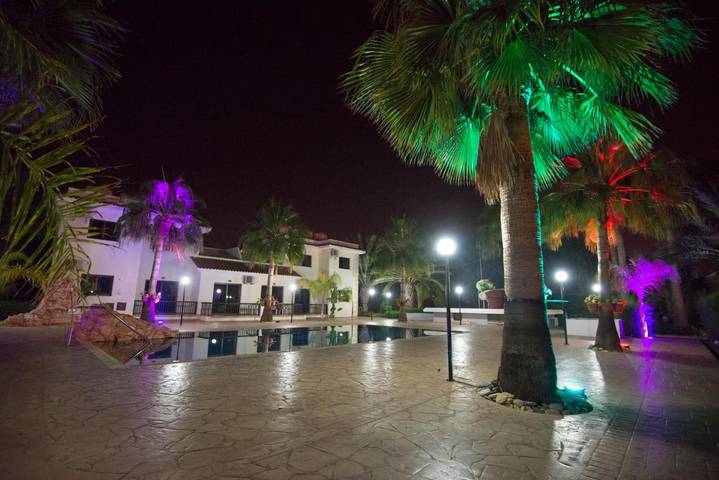 Ferienwohnung für 5 Personen, mit Balkon und Pool in Ayia Napa - 4