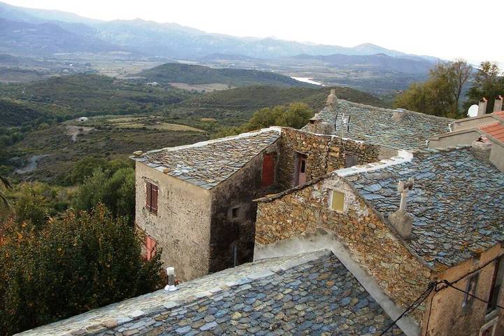 Gîte pour 5 personnes, avec jardin et terrasse à Olmeta-di-Tuda