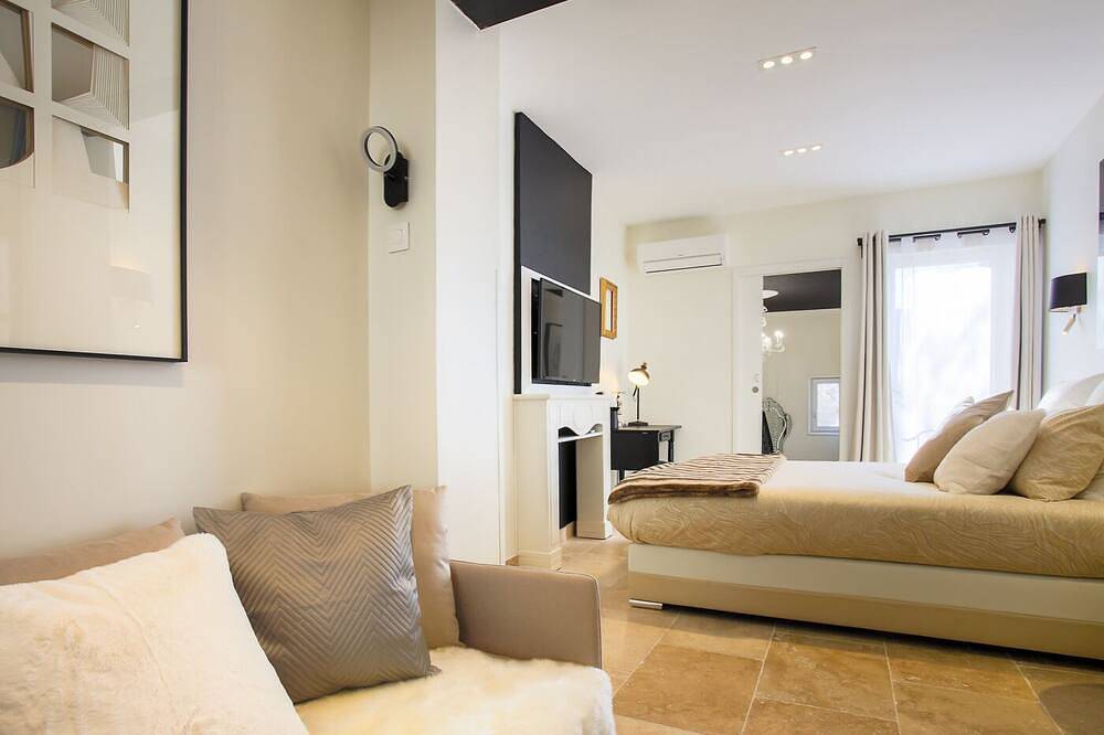 Appartement entier, Duplex Prestige Intra Muros My Pad Provence 4 in Avignon, Vaucluse