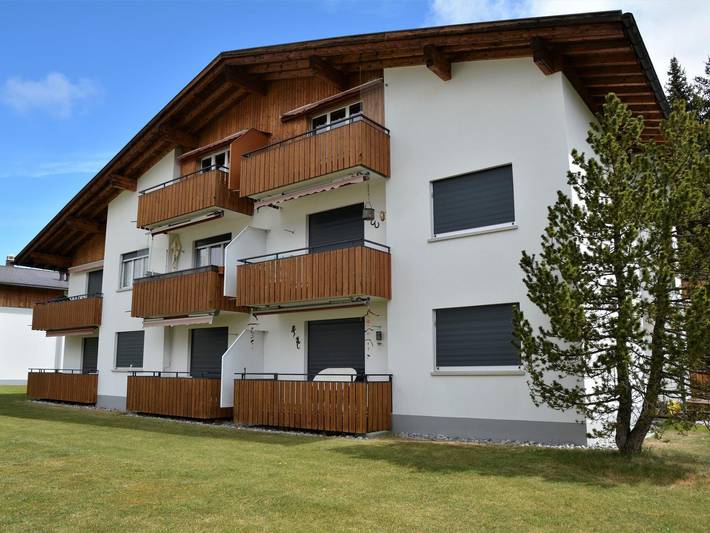 Ganze Ferienwohnung, Tgesa Zundregn - 4 Zimmerwohnung - 7 Betten in Surses, Albula