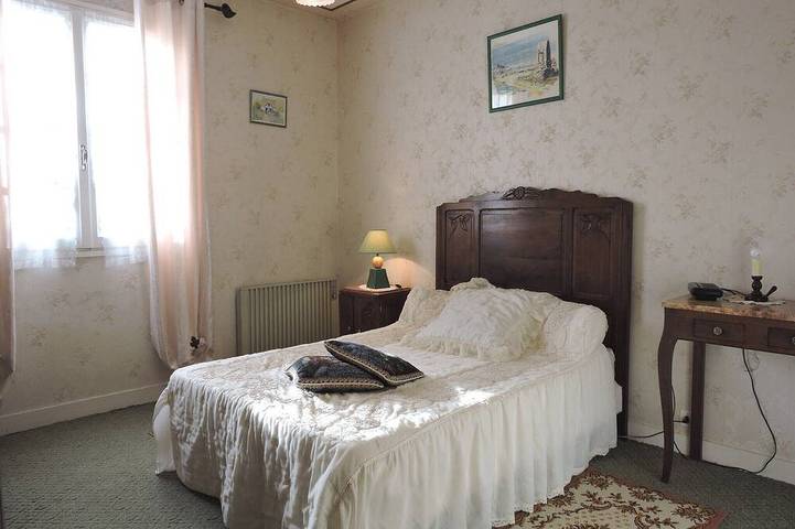 Location de vacances pour 5 personnes, avec terrasse et jardin à Hénansal - 3