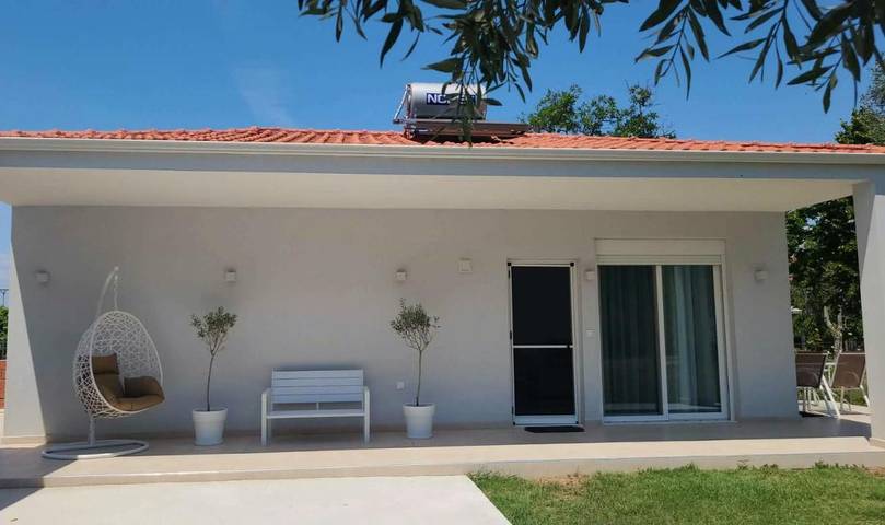 Villa für 5 Personen, mit Terrasse und Garten sowie Ausblick