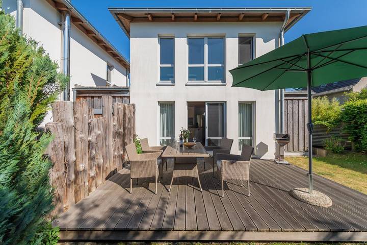 Ferienhaus für 4 Personen, mit Terrasse und Garten sowie Sauna in Heiligendamm