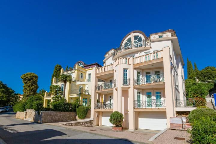 Ferienwohnung für 4 Personen, mit Terrasse in Crikvenica