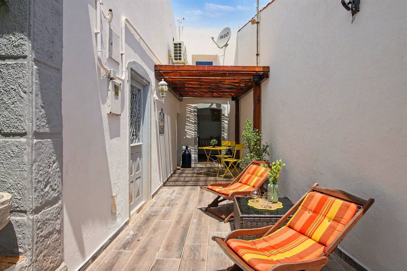 Ferienhaus 'Cacela Inn 3' mit Gemeinschaftsterrasse, Wlan und Klimaanlage in Manta Rota, Parque Natural da Ria Formosa