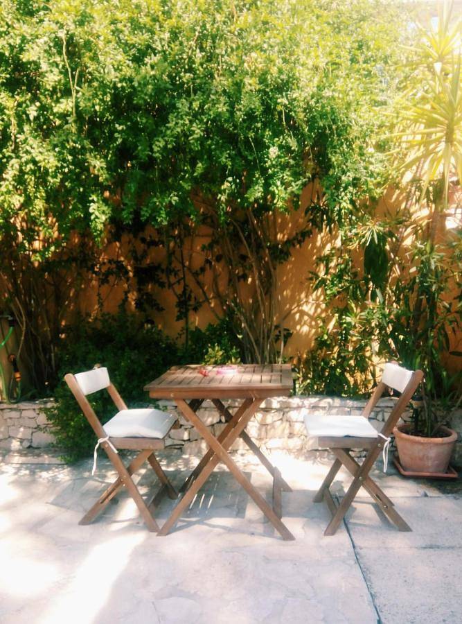Chambre d’hôte pour 2 personnes, avec terrasse et jardin dans Parc national des Calanques - 3