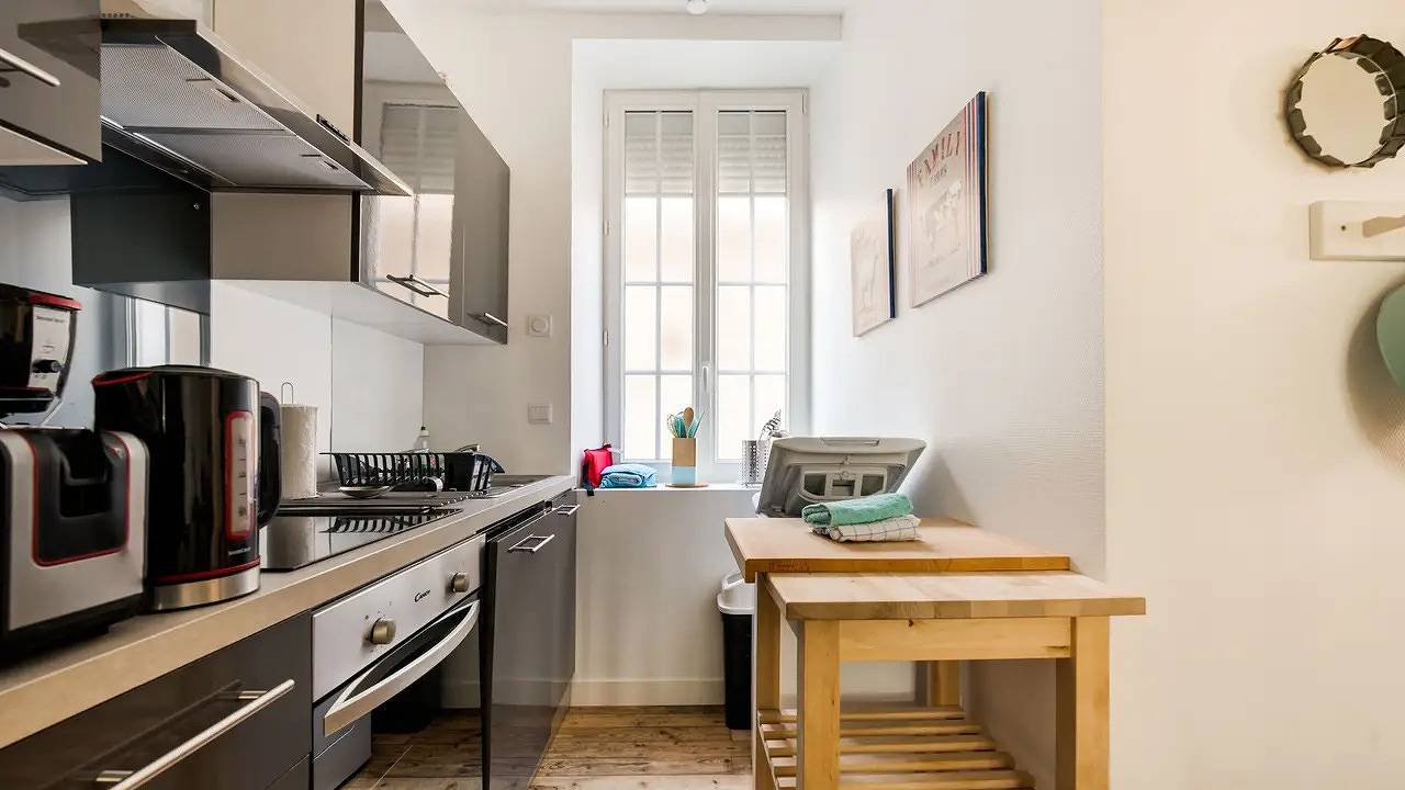 Apartamento vacacional entero, Apartamento de vacaciones para 3 personas con jardín in Saint-Benoît-de-l'Aure, Región de Bayeux