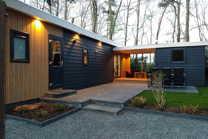 Chalet voor 6 personen, met Terras en Tuin in Apeldoorn Gemeente