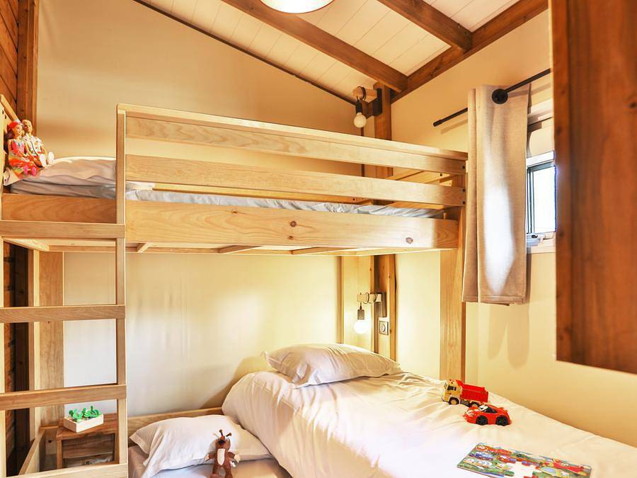 Camping Le Petit Rocher  - Lodge 5 personnes - Cocoon Lodge 5 personnes in Le Rocher, Longeville-sur-Mer