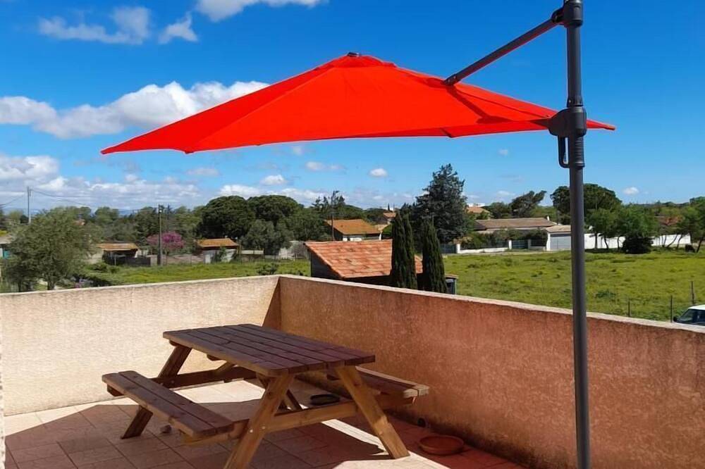 Gîte pour 4 Personnes dans Narbonne, Côte d'Améthyste