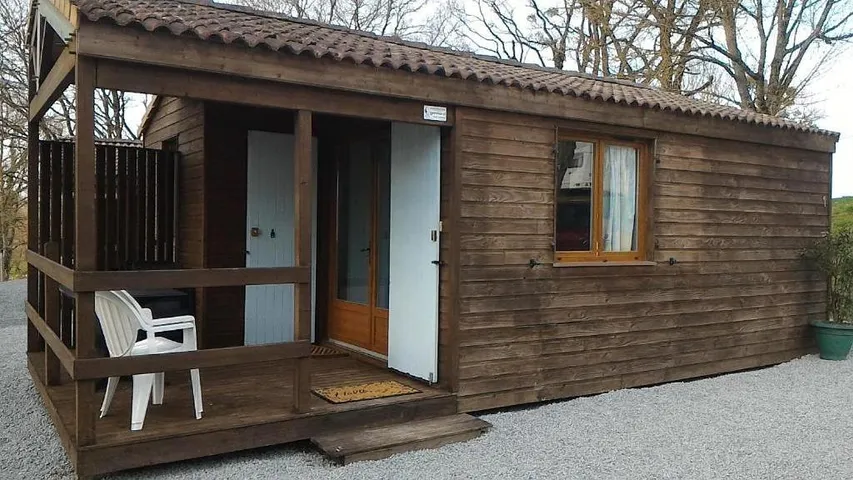 Camping für 6 Personen, mit Garten und Terrasse sowie Ausblick - 1
