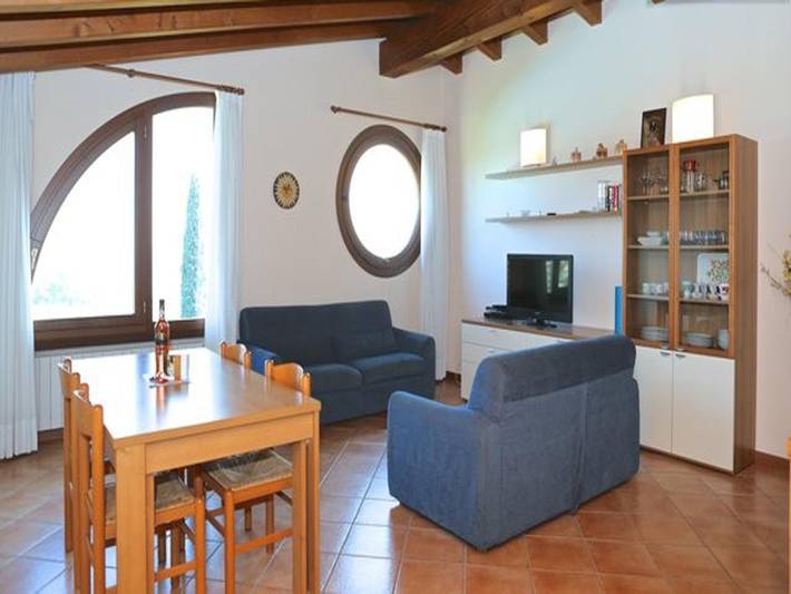 Ferienwohnung für 6 Personen, mit Balkon und Pool sowie Seeblick in Moniga del Garda - 3