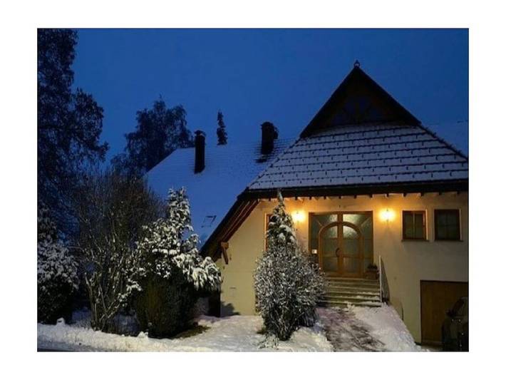 Ferienhaus für 5 Personen, mit Terrasse und Garten sowie Sauna in Rickenbach