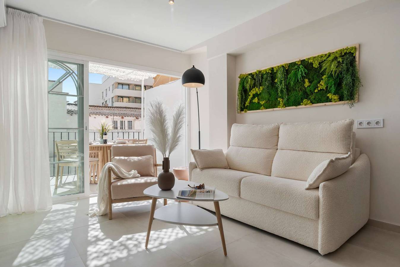 Appartamento intero, Old Town Gem with Terrace by Costarentals in Plaza de los Naranjos, Marbella