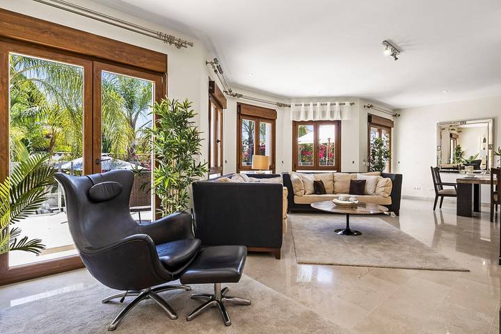 Casa rural para 8 personas, con jardín en San Pedro Alcántara - 3