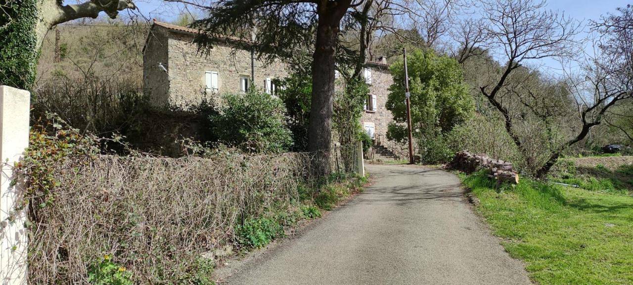 Double Room with Mountain View in Lunas, Région de Lodève
